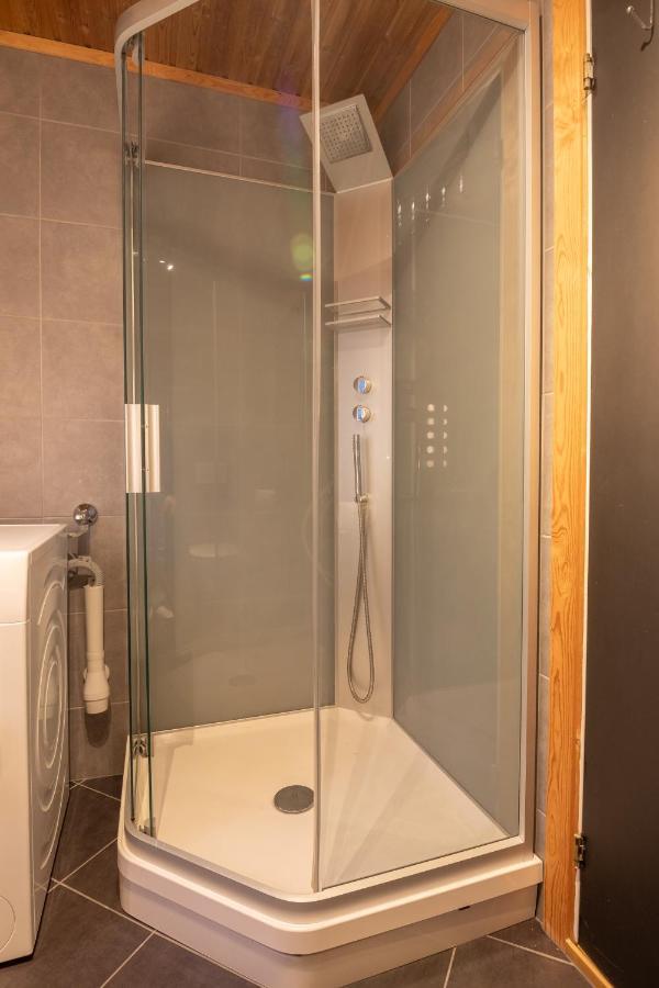 Urban And Stylish Apartment In City Centre Тромсё Экстерьер фото