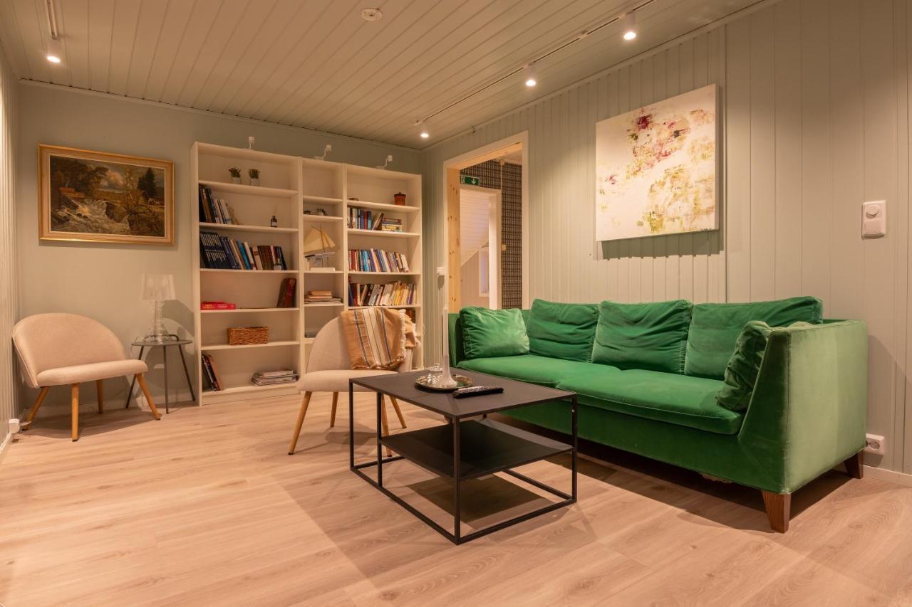 Urban And Stylish Apartment In City Centre Тромсё Экстерьер фото